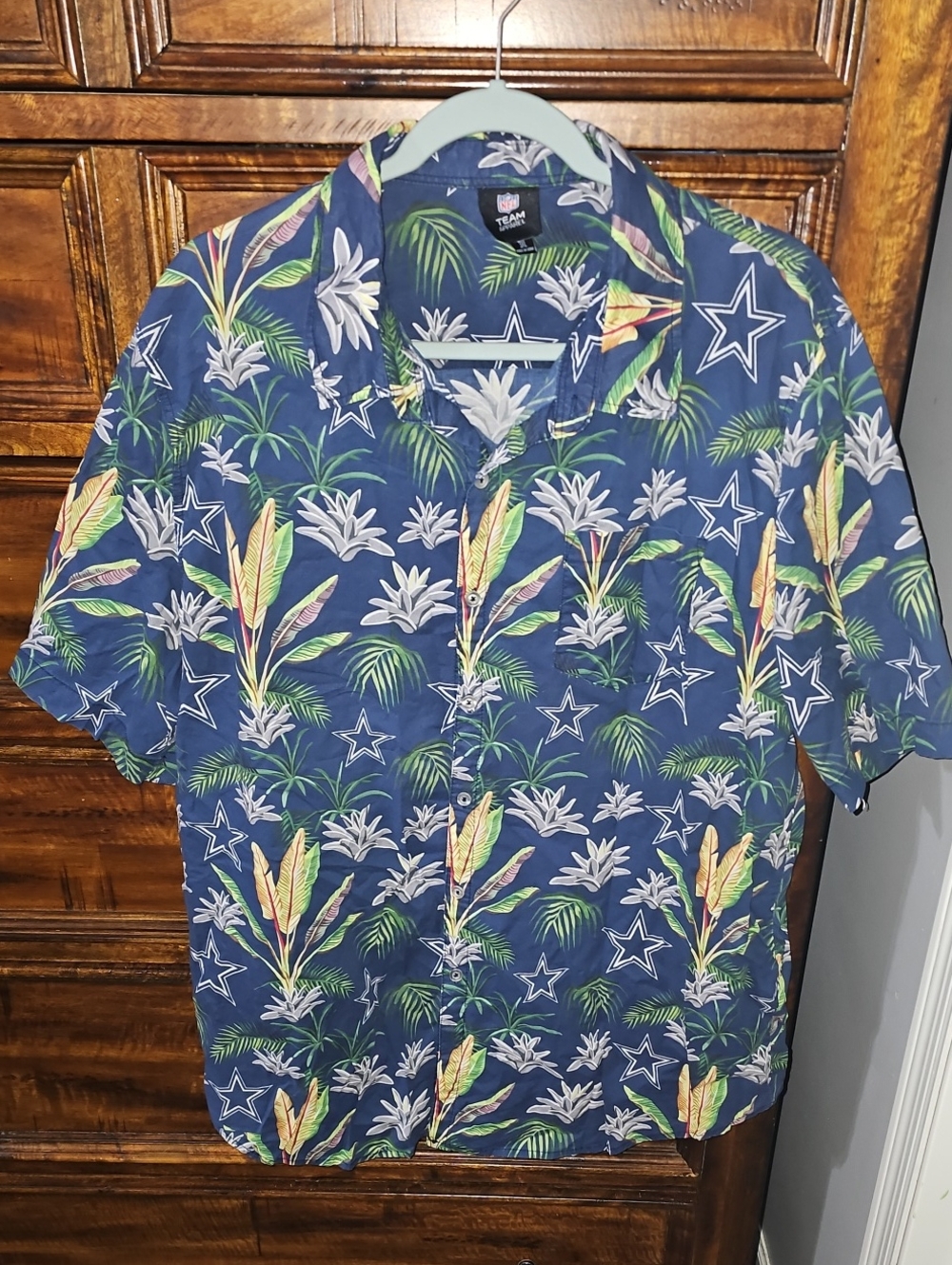 NFL Team Apparel Dallas Cowboys Button Down Short Sleeve Shirt! Mens 3XL